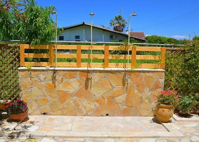 Alexandra 6 Lefkímmi