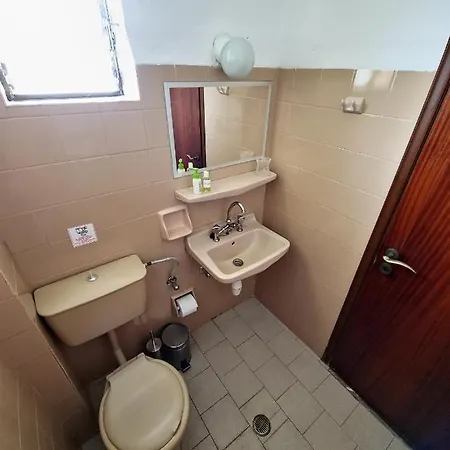 Alexandra 6 Apartment
