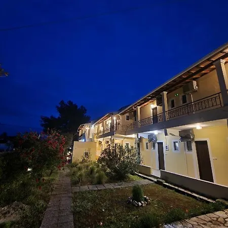 Alexandra 6 *