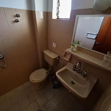 Alexandra 6 Apartment