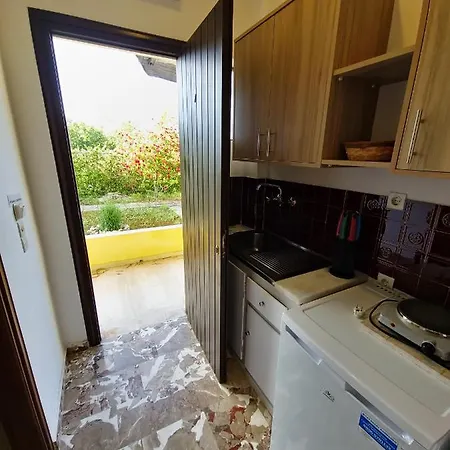 Apartman Alexandra 6 *